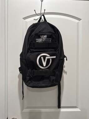 Vans Kids Off The Wall Skatepack Backpack Black